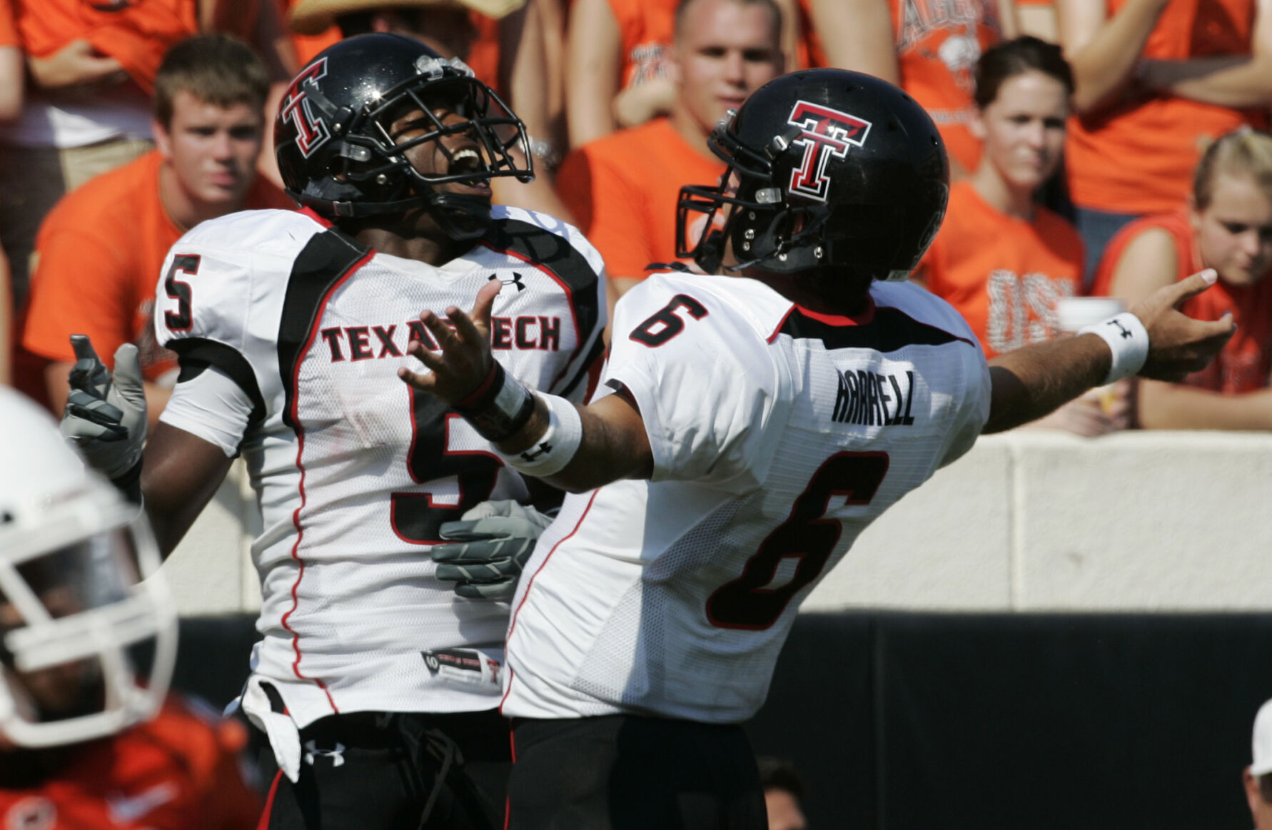 2007: Texas Tech's Graham Harrell throws for 646 yards in loss to Oklahoma State